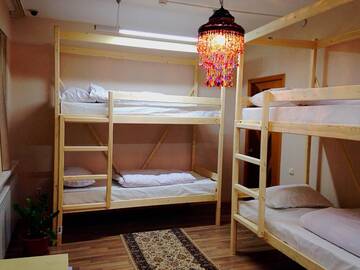 Фото Отели типа «постель и завтрак» Hostel Arzy г. Атырау 2