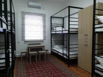 Фото номера Спальное место на двухъярусной кровати в общем номере для мужчин Хостелы Station Hostel г. Атырау 2